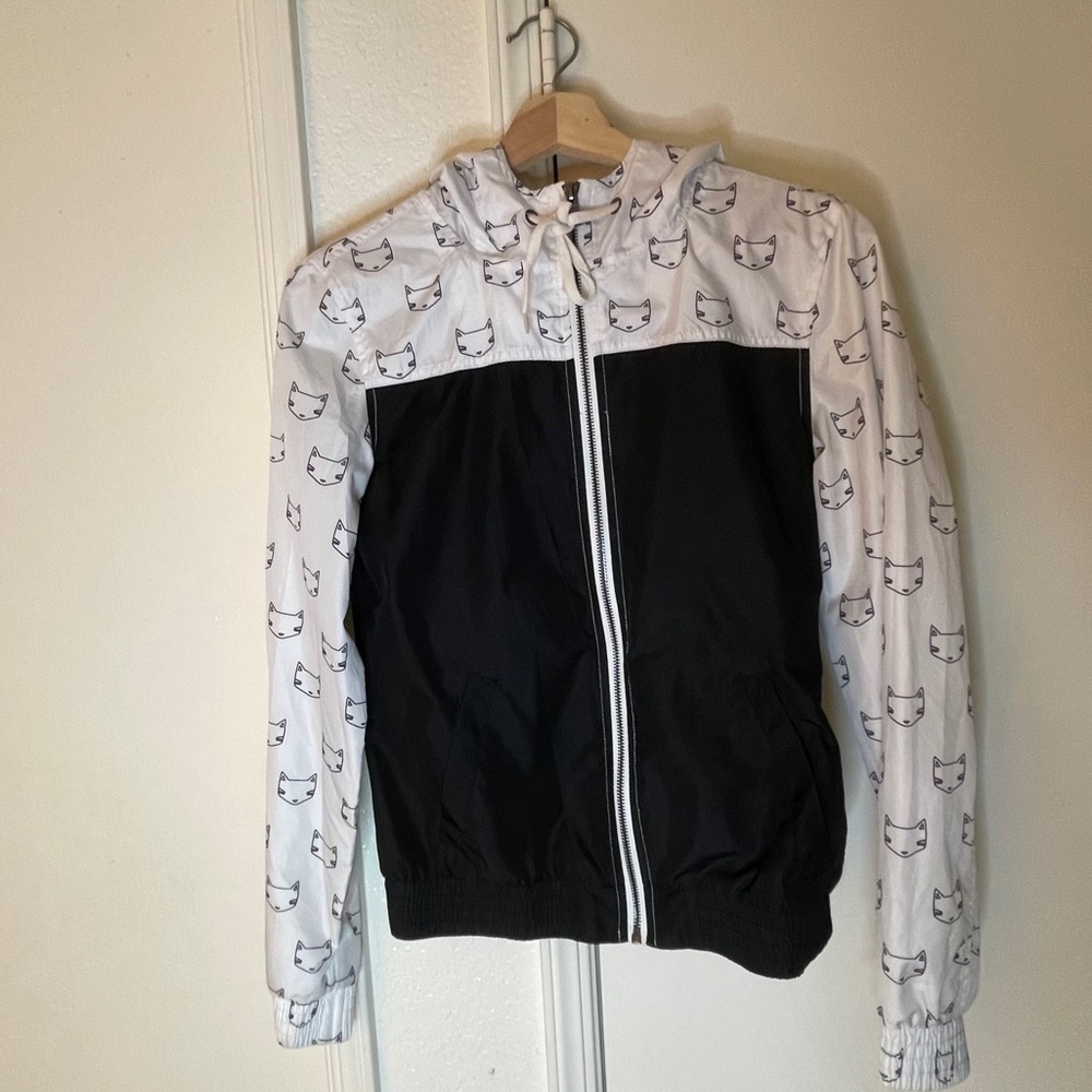 Fox Patterned Light Jacket